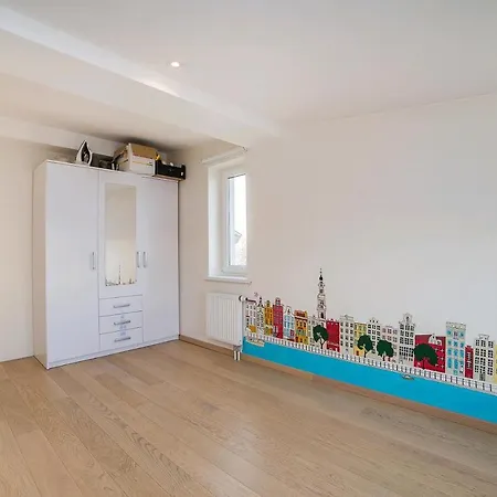 6-ти Cептември Apartment